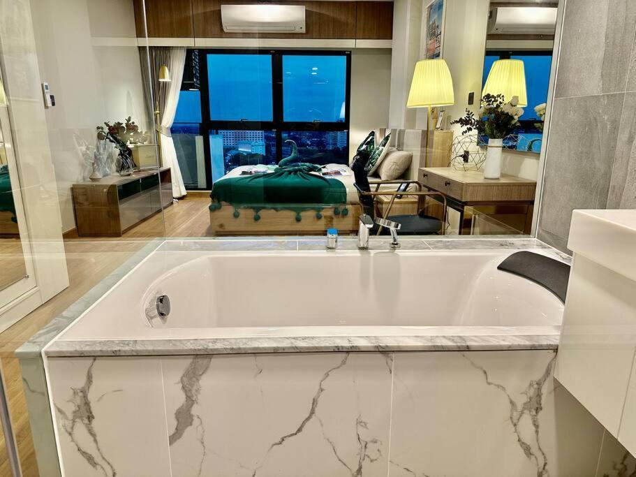 Astra Sky River High Floor,3 Bedrooms 97㎡ 山景房带浴缸 Chiang Mai Exterior foto
